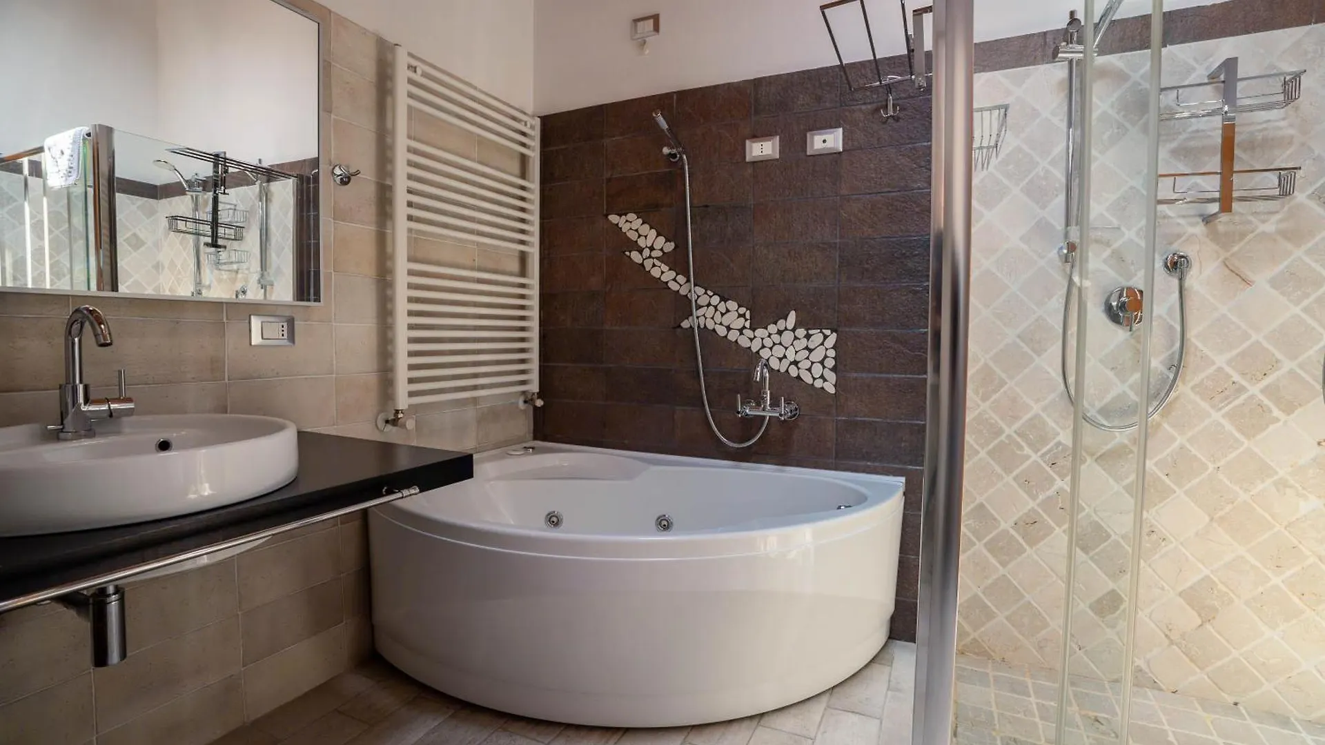 Resort Tenuta La Rotta - Rooms & Pool Rávena Pensión