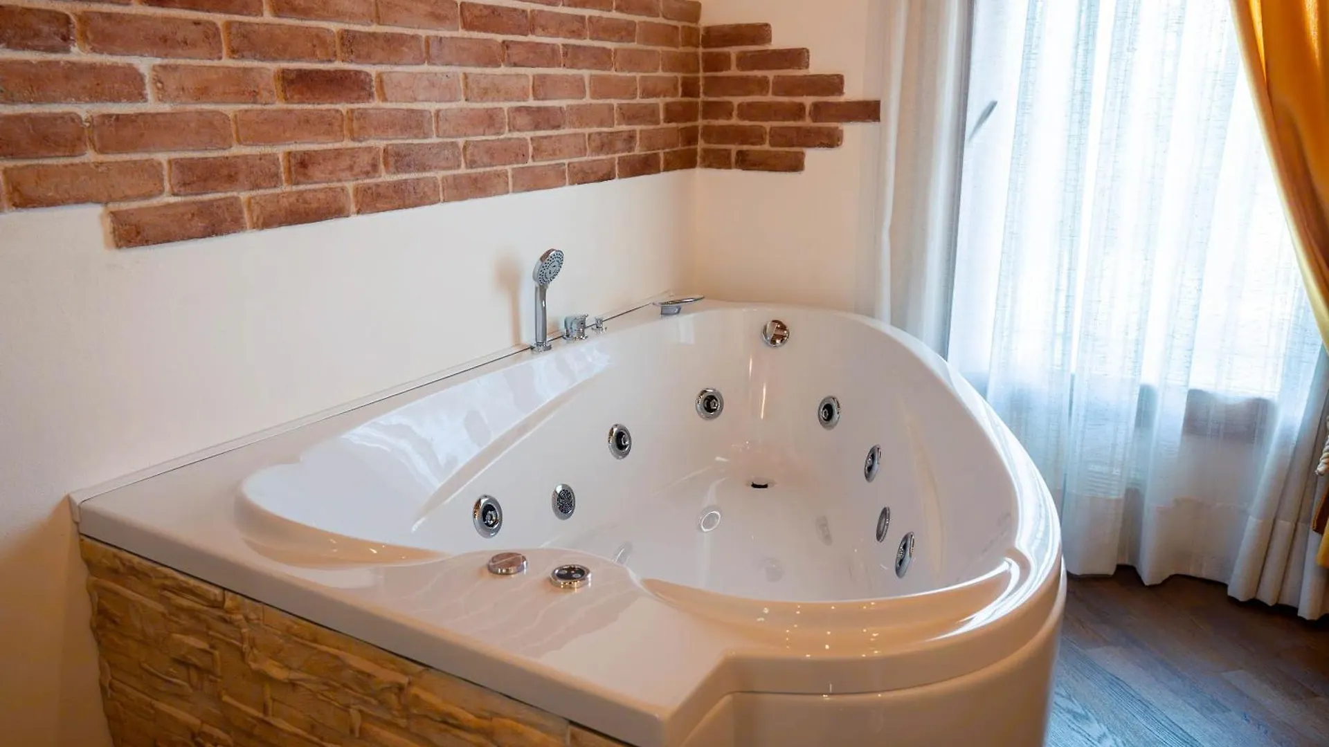 Resort Tenuta La Rotta - Rooms & Pool ラヴェンナ