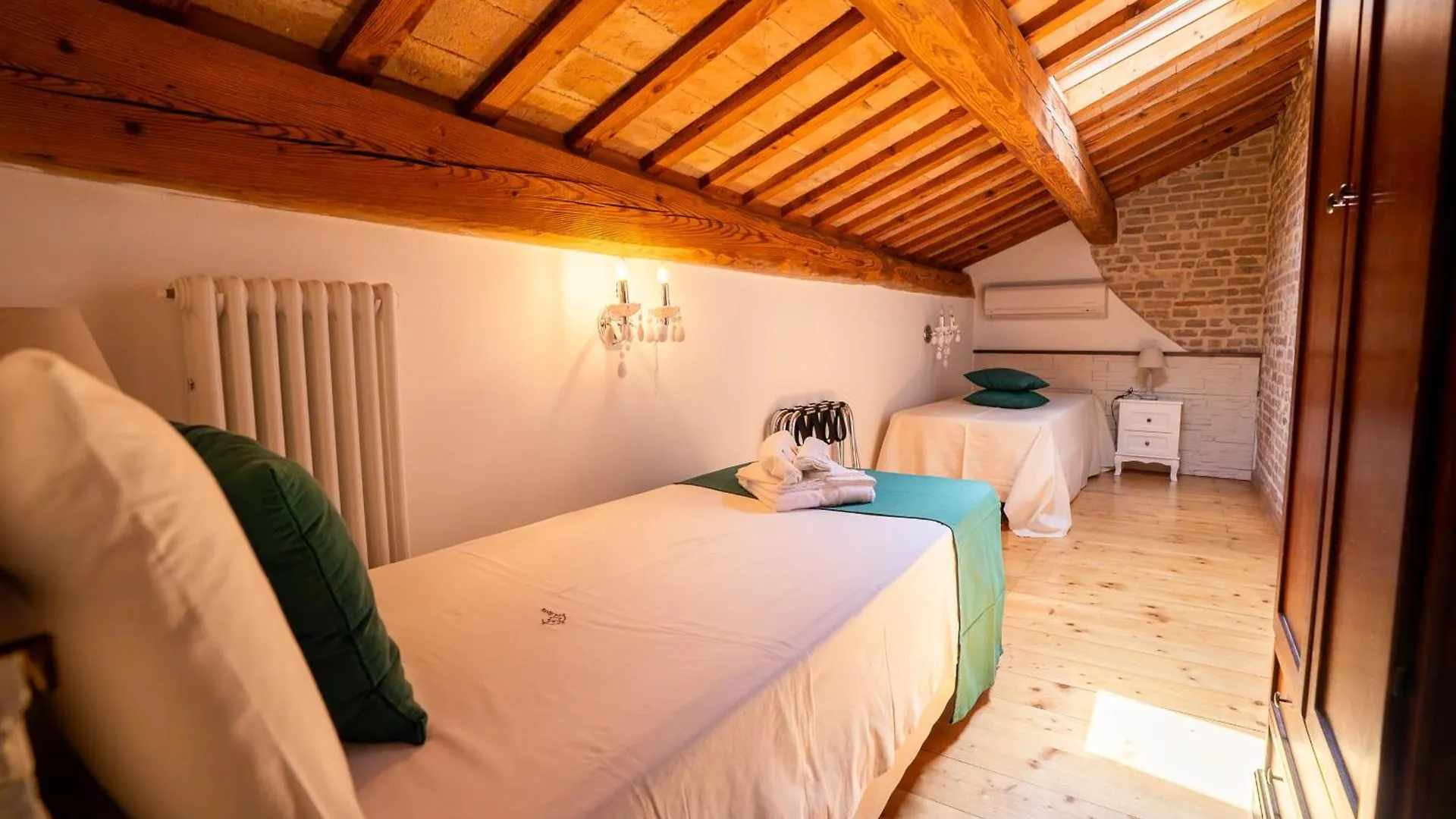 ゲストハウス Resort Tenuta La Rotta - Rooms & Pool ラヴェンナ